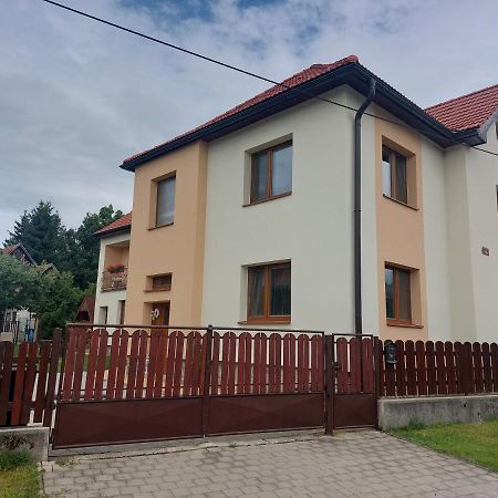 Appartement Privat Safi à Liptovský Mikuláš Extérieur photo